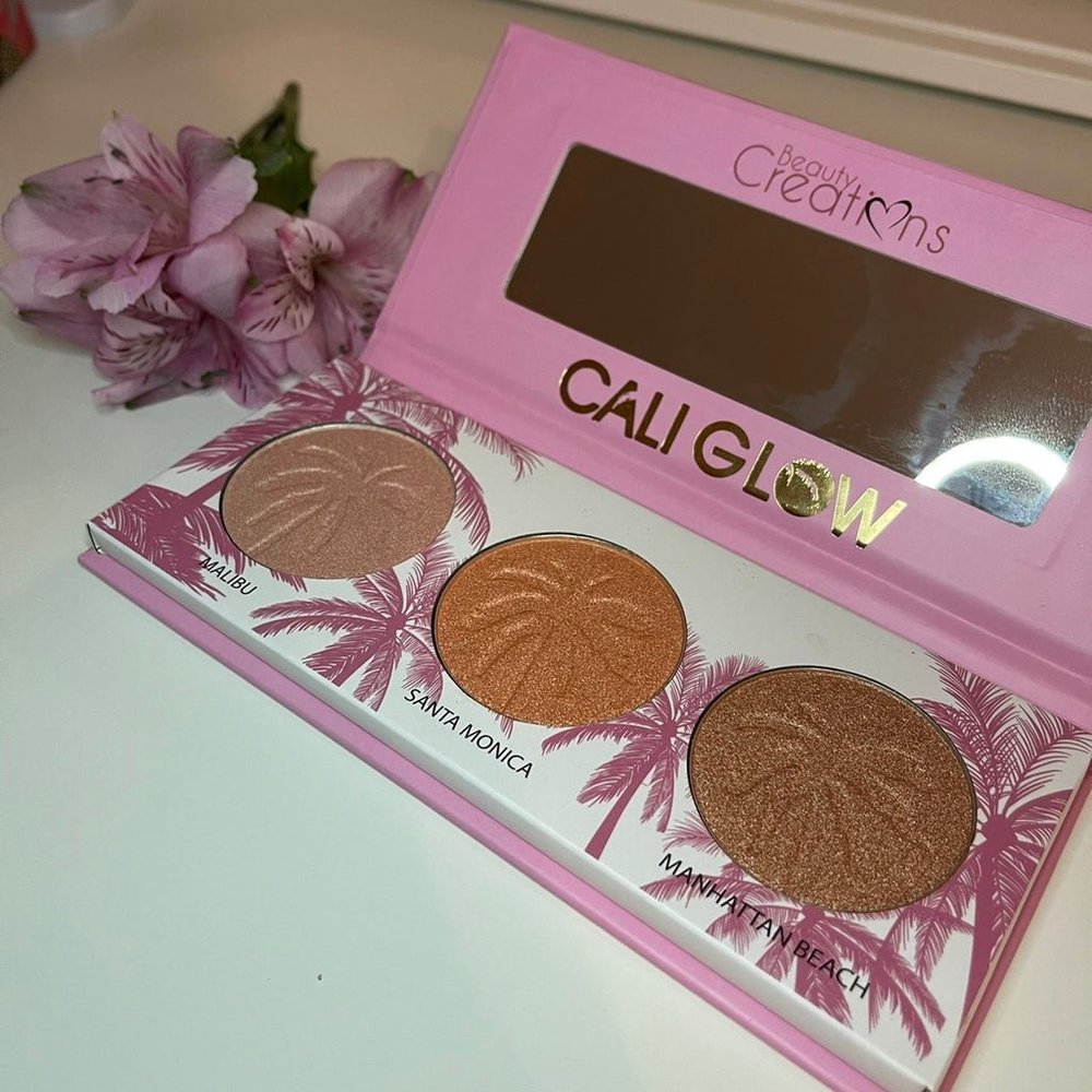 ❣️HOST PICK❣️ Beauty Creations CALI GLOW Highlight Palette